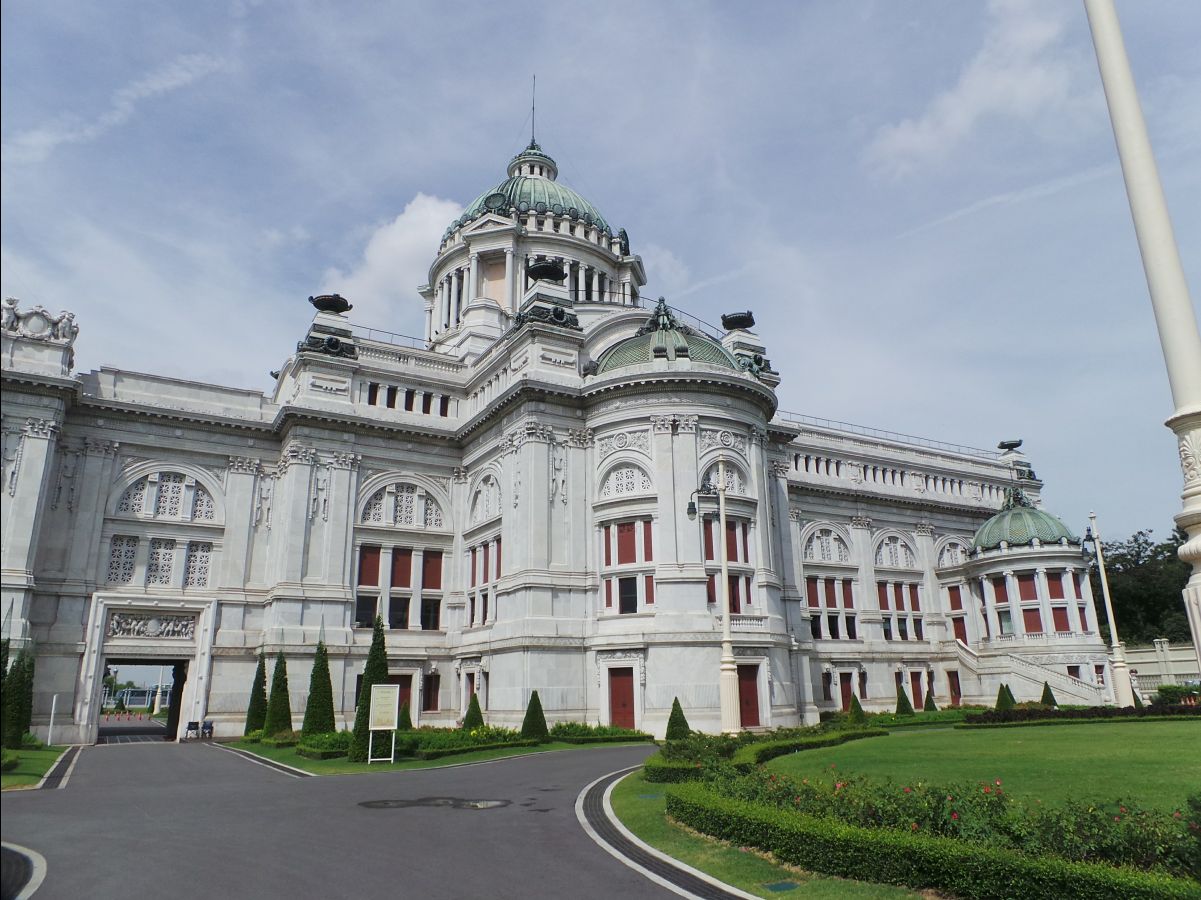 Ananta Samakhom Throne Hall08
